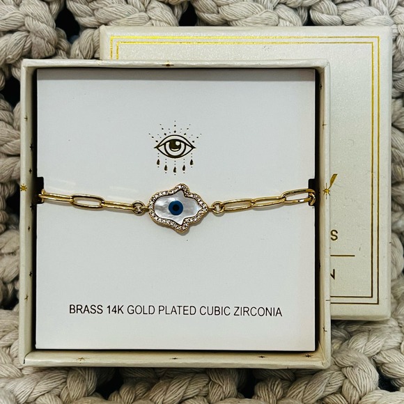 New Arm Candy Fatima Chain Link Bracelet in Gold - Picture 1 of 8